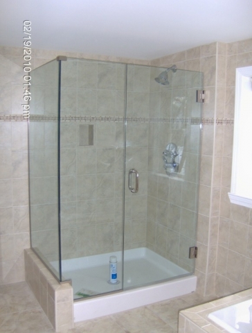 Portfolio Custom Shower - Plymouth Glass & Mirror